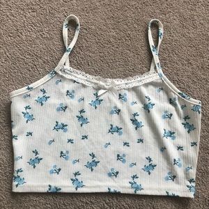 White crop floral cami with lace trim and bow